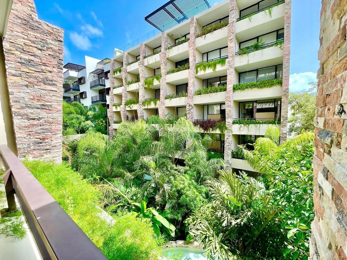 アパートホテル Syrena Condo Rentalsプレヤデルカーメン