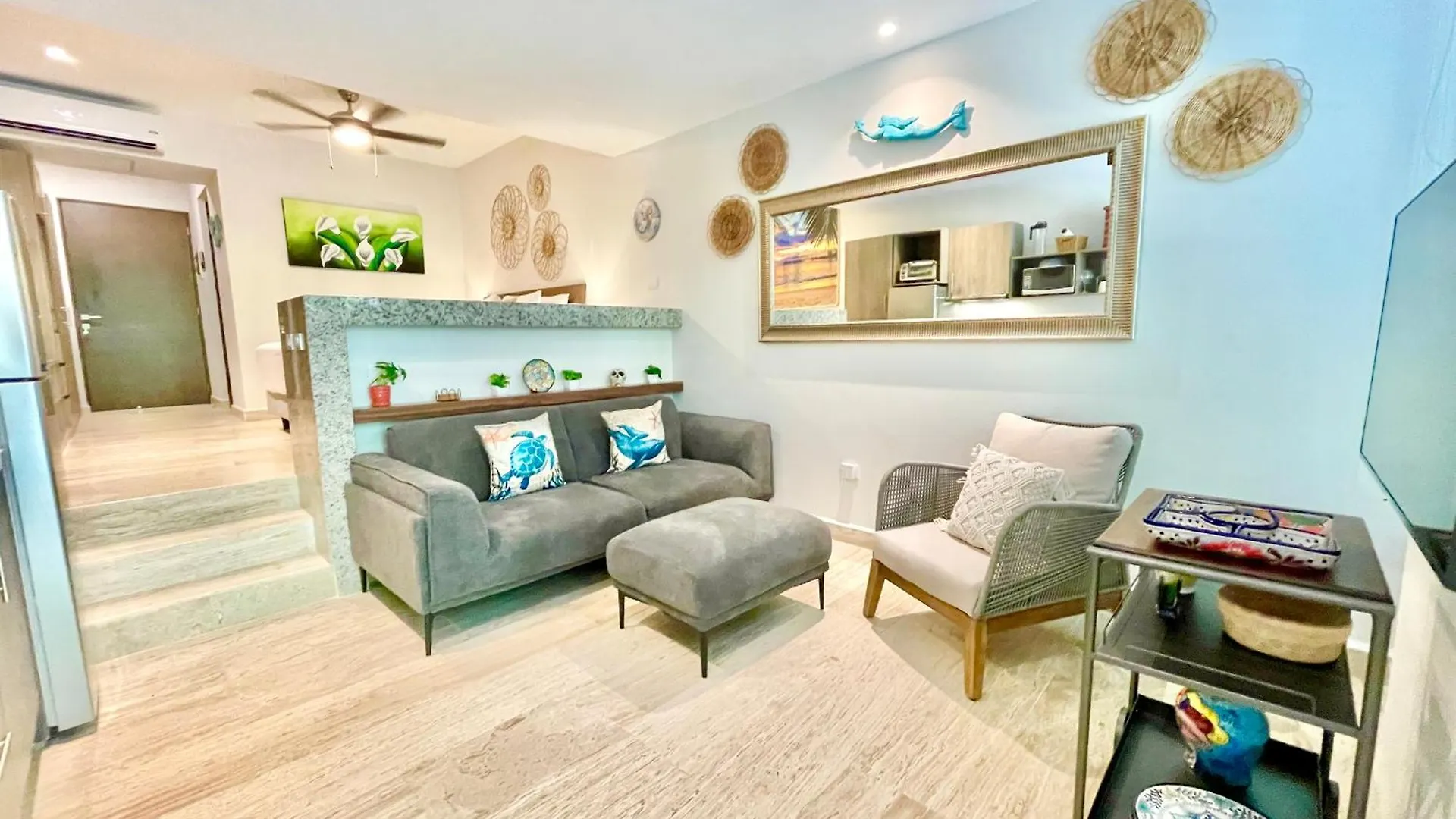 アパートホテル Syrena Condo Rentalsプレヤデルカーメン